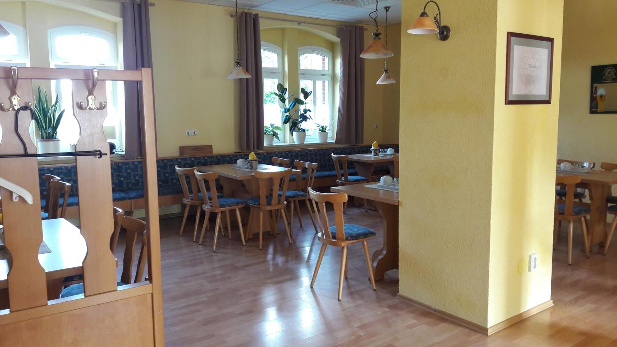 Gasthof Zum Alten Schulmeister Harra Екстер'єр фото